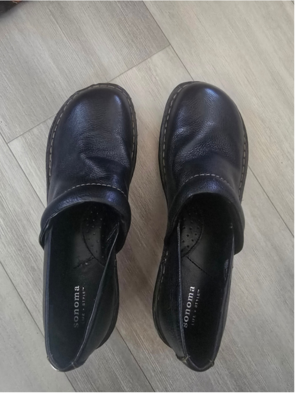 Sonoma Life + Style Black Leather Clogs Size 8.5